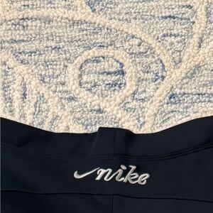 Low Waisted Embroidered Nike Flare Leggings!